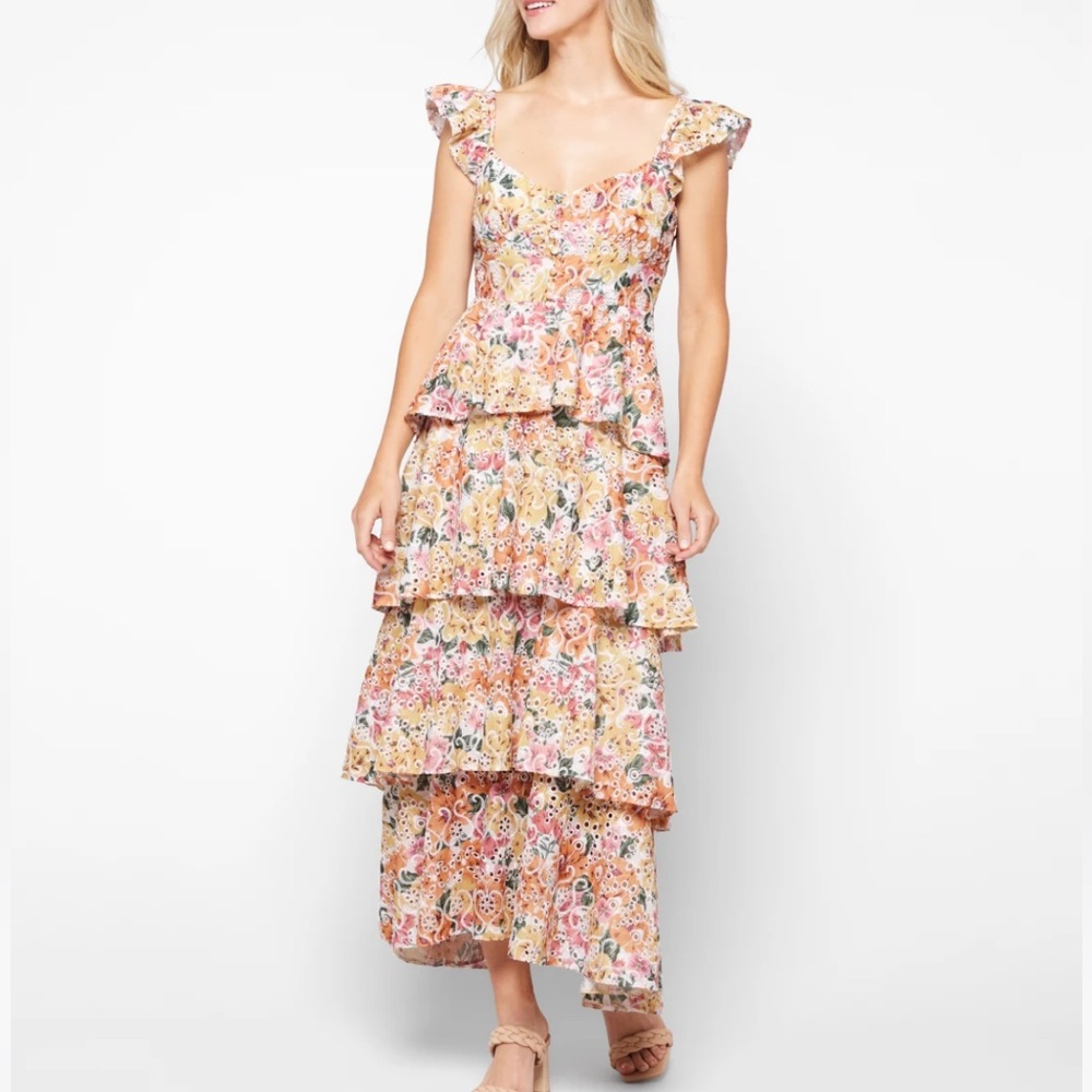 EN SAISON Presley Tiered Midi Dress